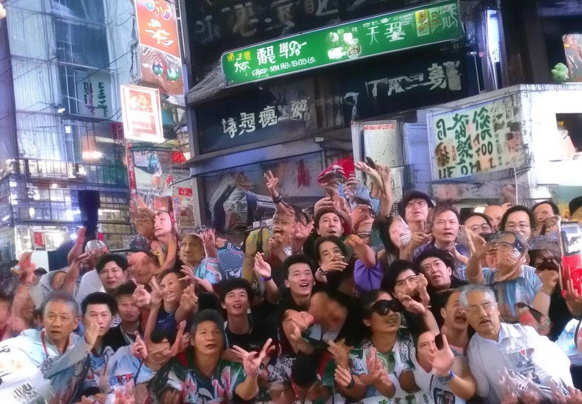02年马刺与湖人激战回顾：经典对决中的传奇时刻与篮球智慧